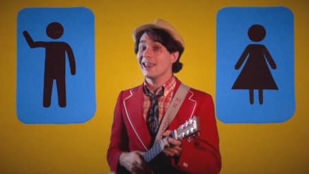 Mr. Loops sings in the August 2016 music video "Me is Me, You is You."