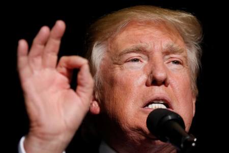 Republican presidential nominee Donald Trump appears at a campaign event in Geneva, Ohio, U.S., October 27 2016.