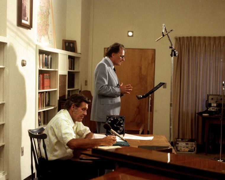 Cliff Barrows, Billy Graham