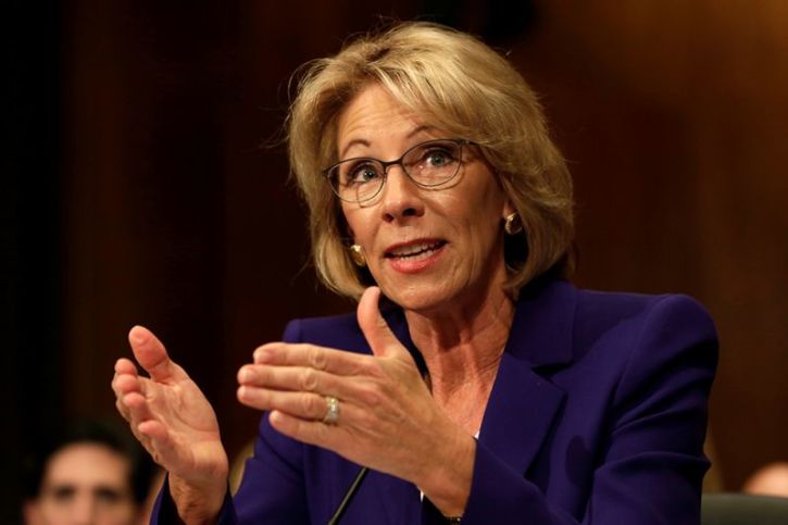 Betsy Devos Ignorance Is Not Compelling >> Transgender Students Claim Trump S Termination Of Obama Bathroom Betsy Devos Ignorance Is Not Compelling >> Transgender Students Claim Trump S Termination Of Obama Bathroom