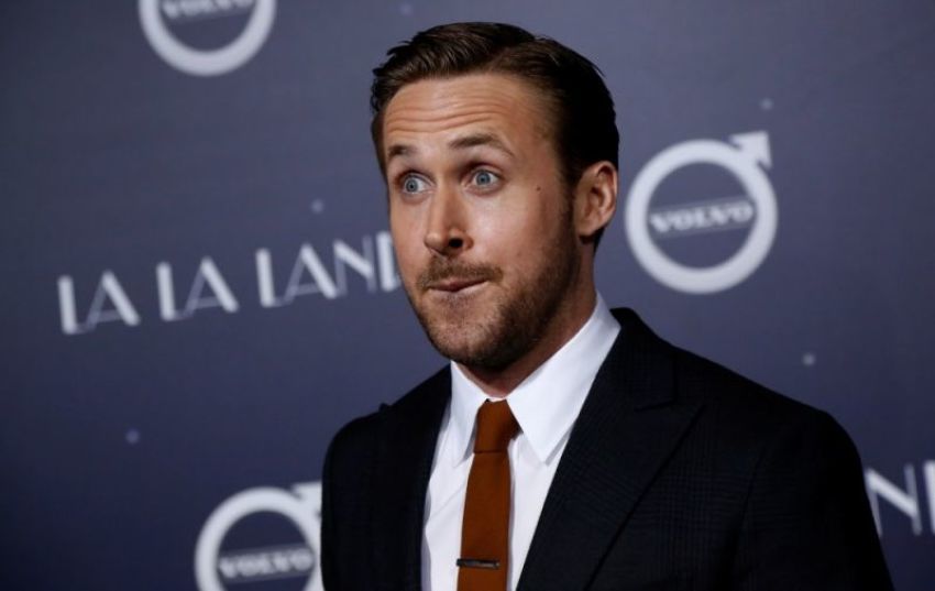 Cast member Ryan Gosling poses at the premiere of "La La Land" in Los Angeles, California U.S., December 6, 2016.