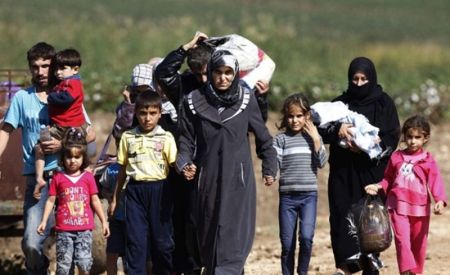 Syrian refugees heading to Turkey