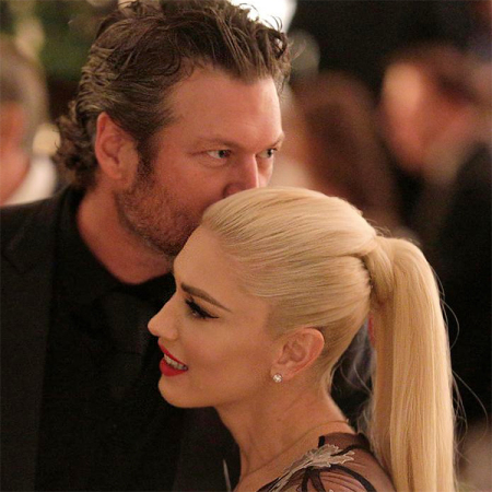Blake Shelton And Gwen Stefani Engagement Rumors Couple S Holiday