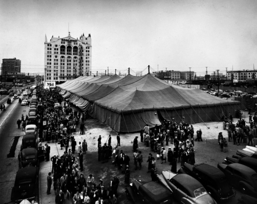 Crowds gather outside the "canvas cathedral" at the 1949 Billy Graham Crusade in Los Angeles where some 350,000 people heard Graham preach.