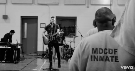 Christian Singer Zach Williams Records New Album Live From Prison