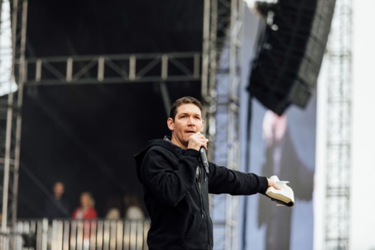 WATCH: Pastor Matt Chandler Explains Why Some White People Find the Term ‘White Privilege’ ‘Stunningly Offensive’