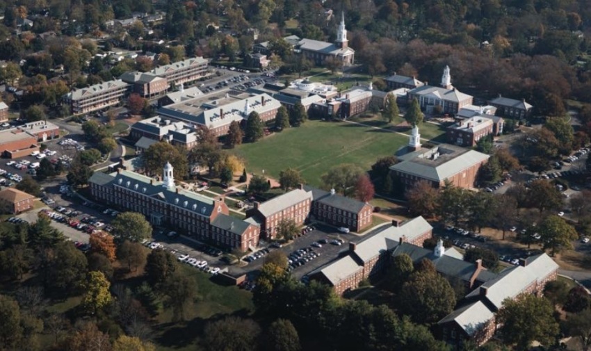 The campus of The Southern Baptist Theological Seminary, the flagship seminary for the Southern Baptist Convention, is located in Louisville, Kentucky.