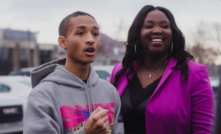 Jaden Smith, son of famed actor and musician Will Smith and Lady Catrina Tillman of First Trinity Missionary Baptist Church of Flint, Michigan, at a meeting centered on dealing with the Flint water crisis in March 2019.