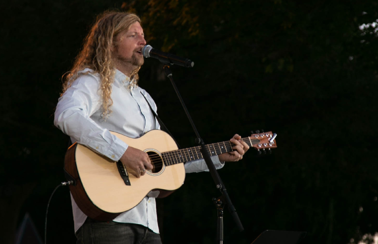 Sean Feucht