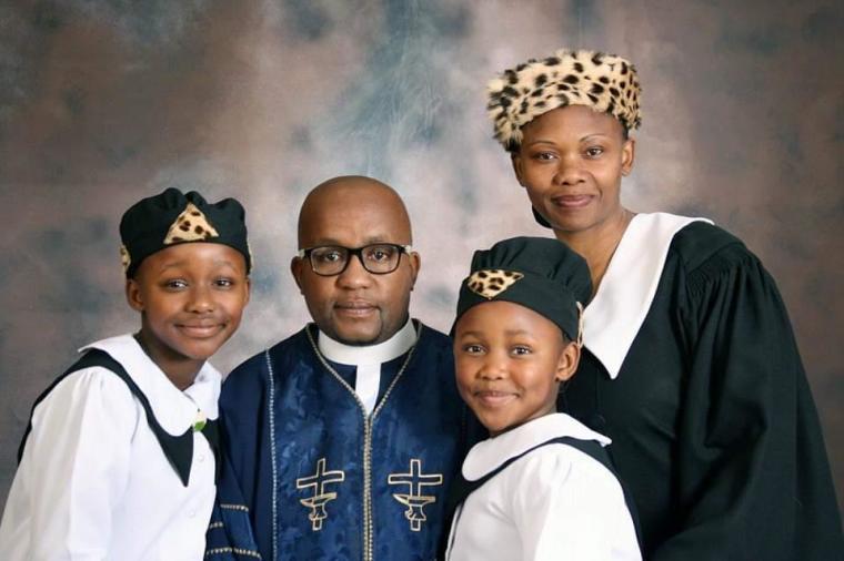 South African Pastor mysteriously dies while preaching in church [Video]
