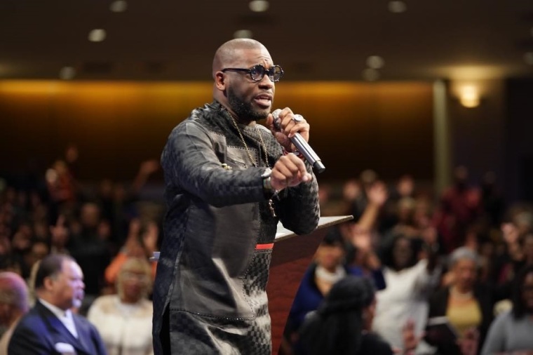 Jamal Bryant Calls Georgia Governor’s Decision to Reopen Local Economy an ‘Assault on the Minority Community’ and ‘Contrary to the Will of God’, Says He Will Join With Other Black Pastors, Including E. Dewey Smith, William Murphy, and Raphael Warnock, to Keep Their Churches Closed