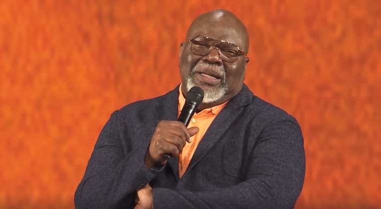 WATCH: T. D. Jakes Urges West Virginians to Take Coronavirus Seriously, Get Tested, and Wear Face Masks, Says It’s ‘Easier to Wear a Mask Than Wear a Ventilator’