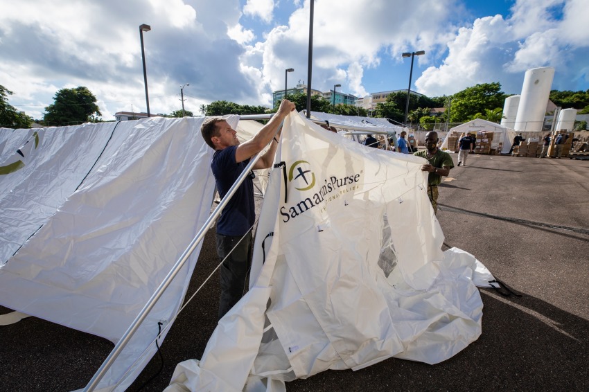 Samaritan's Purse sets up its Emergency Field Hospital for coronavirus patients in the Bahamas, October 2020.