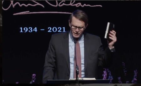 Evangelist Luis Palau's son Andrew Palau speaks at a memorial service for his father held on March 20, 2021.