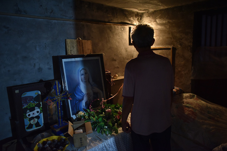 China, House church