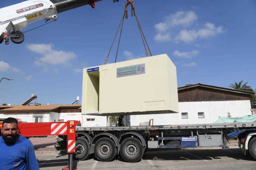 The International Fellowship of Christians and Jews placed 13 mobile bomb shelters in the heavily bombarded Israel city of Ashkelon on May 12, 2021. Three more shelters were placed in the nearby Hof Ashkelon Region Council community, and four shelters were placed in Sderot.