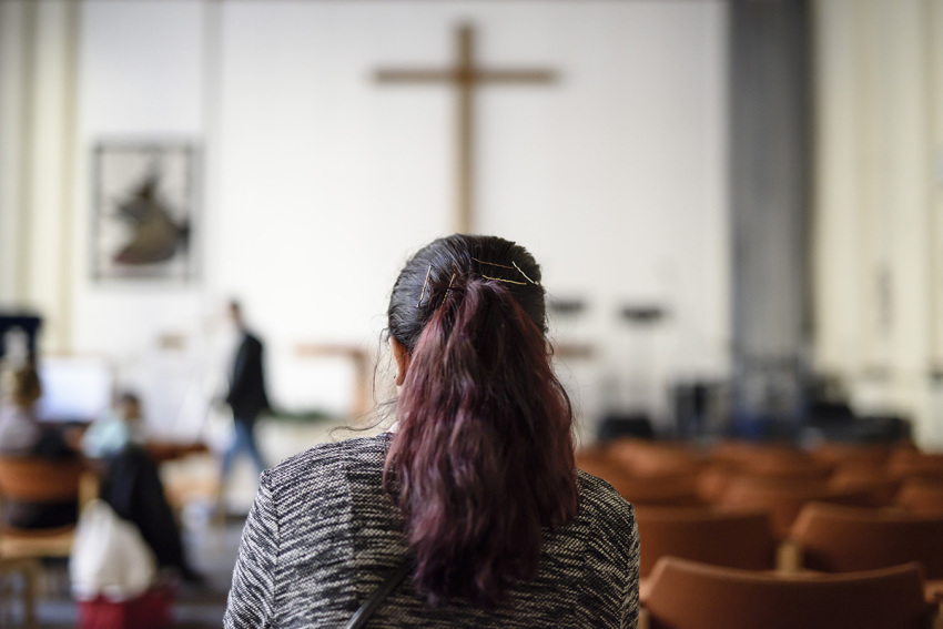 Afghan refugee Faridah visits a course preparing her to convert into christian confession by baptism in Berlin, on October 23, 2016. 