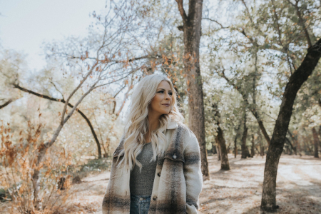Bethel Music co-founder Jenn Johnson is gearing up for the release of her new lifestyle book, "All Things Lovely."