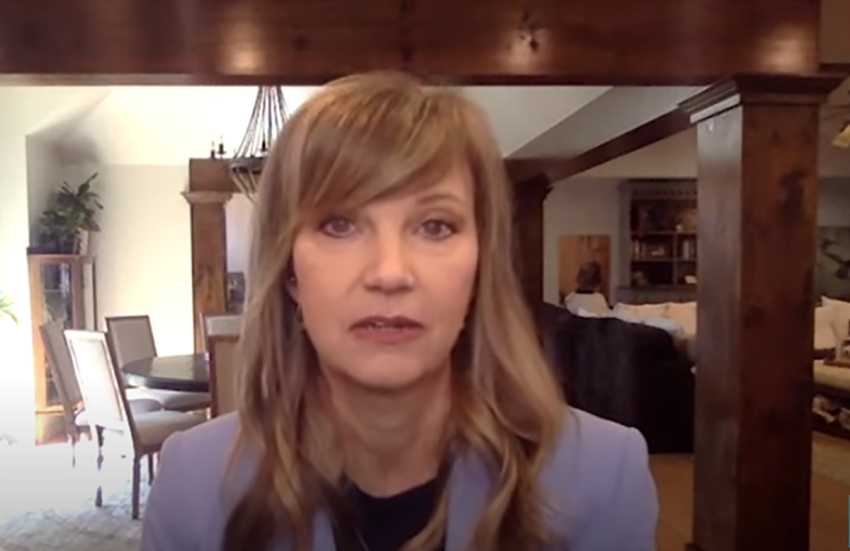 Missy Robertson speaks with Billy Hallowell of CBN's Faithwire to discuss her new children's book, titled