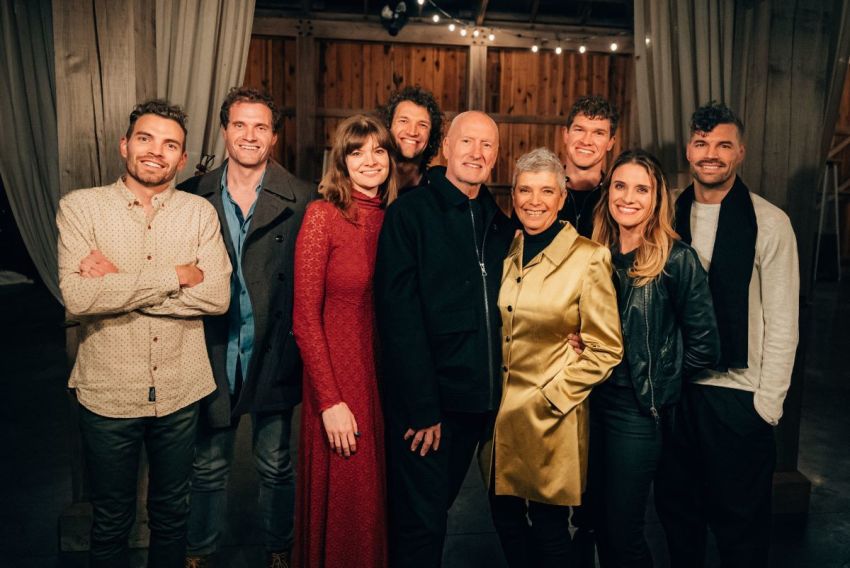 Helen and David Smallbone with their seven children during Christmas 2020.