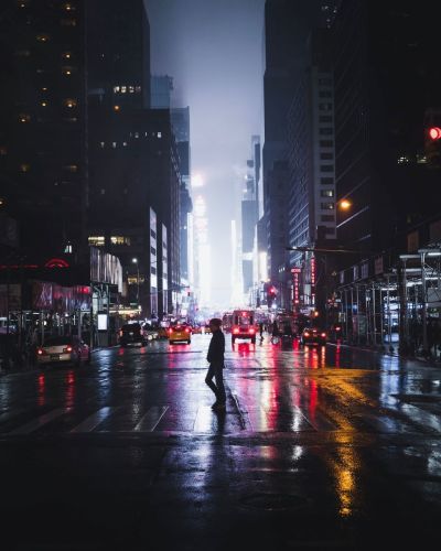 Unsplash/Luke Stackpoole