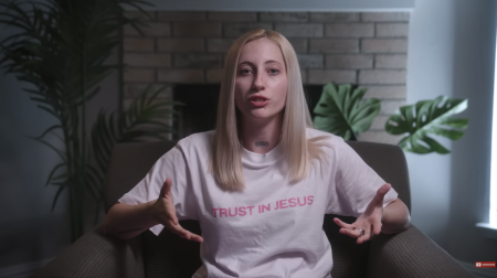 Lindsay Smith shares her testimony in an October 2023 episode of Delafé Testimonies.