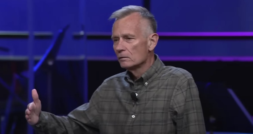 Pastor Roger Spradlin of Valley Baptist Church of California speaking at a gathering in June 2023.