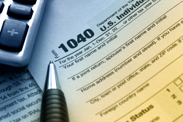 Trump's week in review: $490M in tax fraud uncovered; USCIS to speed up termination of refugee status