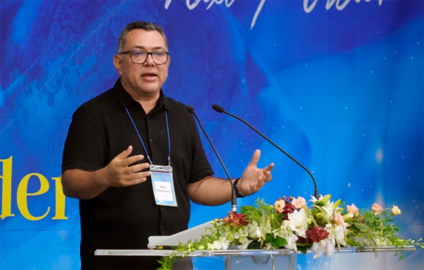 Allan Matamoros who serves with COMIBAM shared about some of the cultural advantages of Latinos as missionaries in the Middle East and South Asia at the COALA 2.5 gathering in Busan, South Korea.