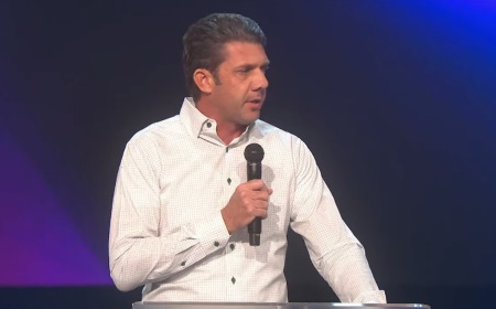 Gateway Church Elder Tra Willbanks speaks at Gateway Church in Southlake, Texas, on Nov. 2, 2024.