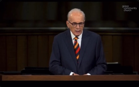 Pastor John MacArthur returns to the pulip during Grace Community Church's Thanksgiving service on Nov. 24, 2024, in Sun Valley, California.