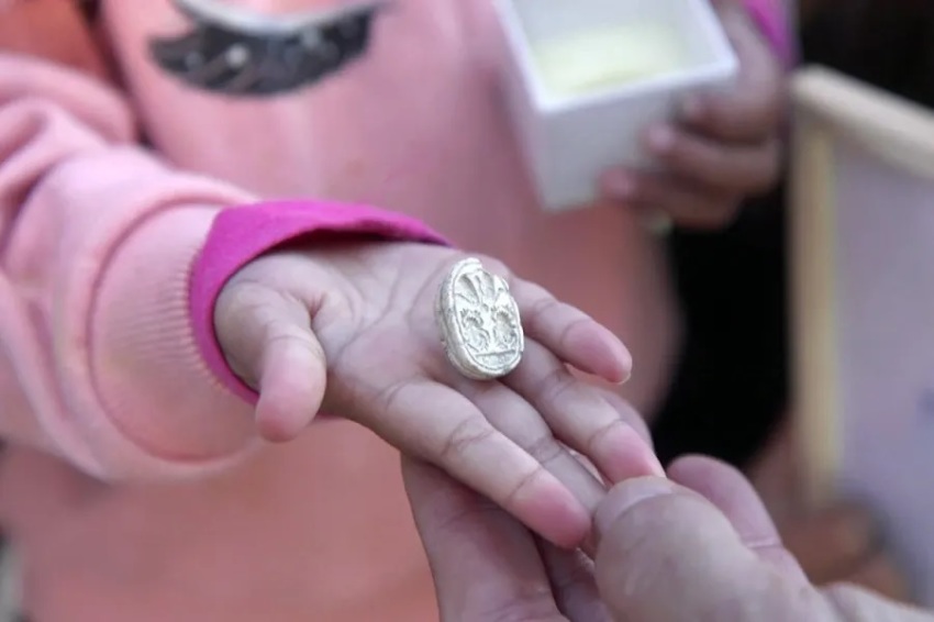 Ziv Nitzan from Moshav Ramot Meir found an ancient seal in the form of a scarab, dated to about 3,800 years old, while on a trip to Tel Azekah, near Beit Shemesh, in central Israel. 