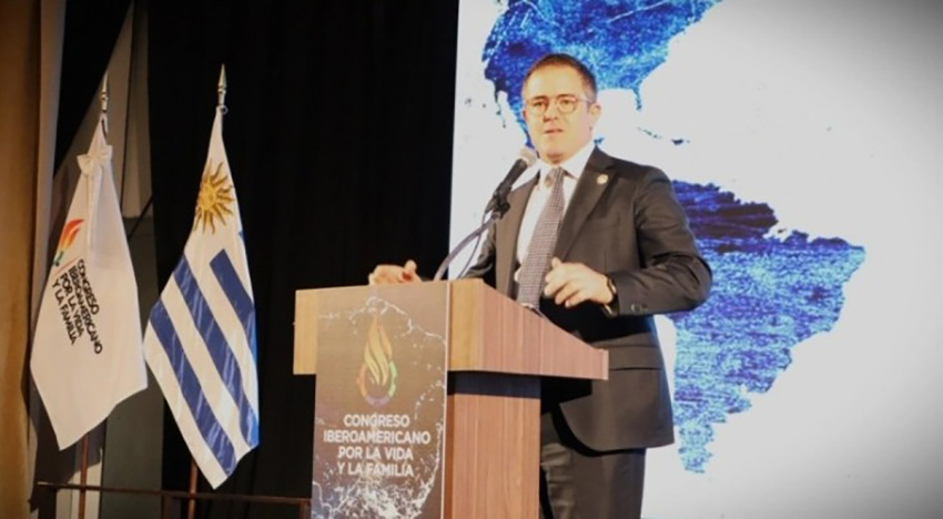 Travis Weber, vice president of policy and government affairs of the Family Research Council (FRC), shared the theme: "Cooperation between Christian organizations in the defense of Christian values, the case of the FRC," in the framework of the Ibero-American Congress for Life and Family.