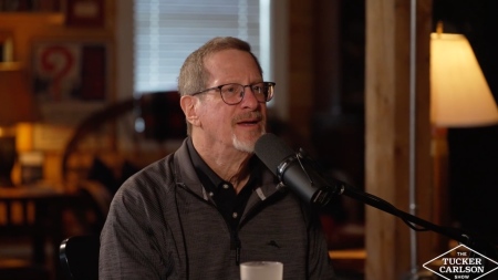 Pastor and author Lee Strobel discusses the supernatural with host Tucker Carlson on "The Tucker Carlson Show" during an episode released Sept. 1, 2025.