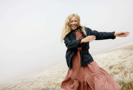 Ellie Holcomb