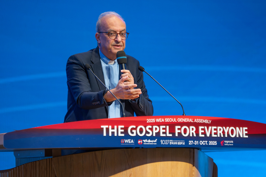 The Rev. Botrus Mansour addresses WEA delegates during the closing ceremony of the General Assembly in Seoul, South Korea, on Oct. 30, 2025.
