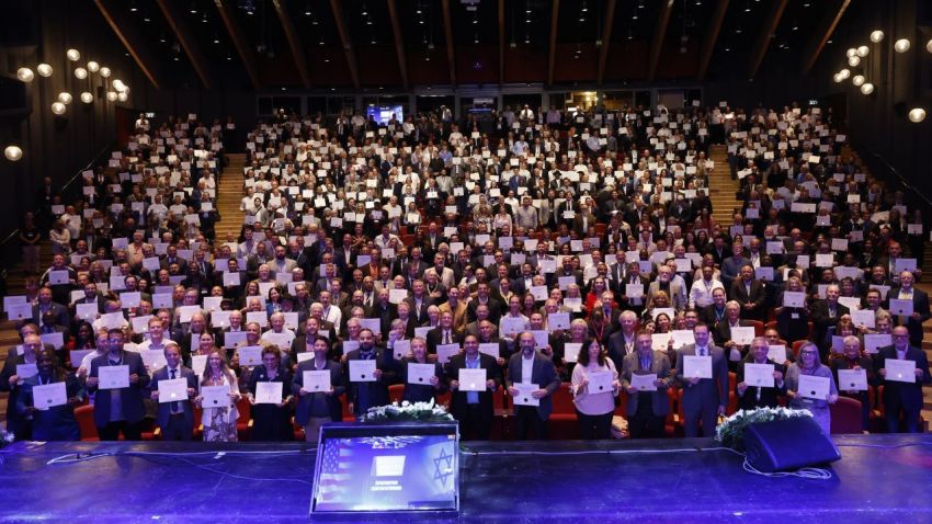 Over 1,000 pastors and Christian influencers pledged to support Israel during the Friends of Zion Ambassadors Summit held Dec. 3-7, 2025. The summit, initiated by Mike Evans, was organized in partnership with the Israeli Ministry of Foreign Affairs.
