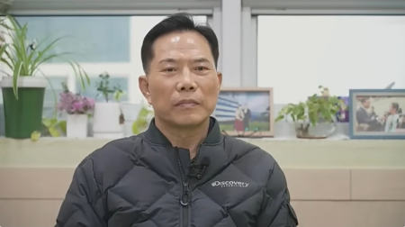 Pastor Son Hyun-bo speaks with Christian Today Korea at World Road Church in Busan, South Korea, on Feb. 2, 2026.