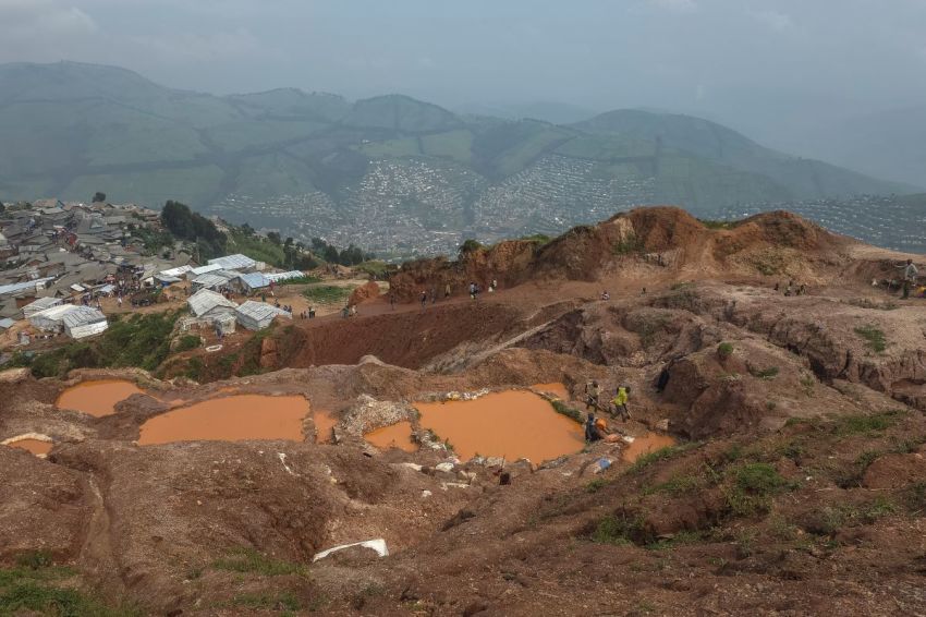 Miners are seen at work at an open pit coltan mine in Rubaya on January 30, 2026. The Democratic Republic of Congo's government said on Sunday it feared 