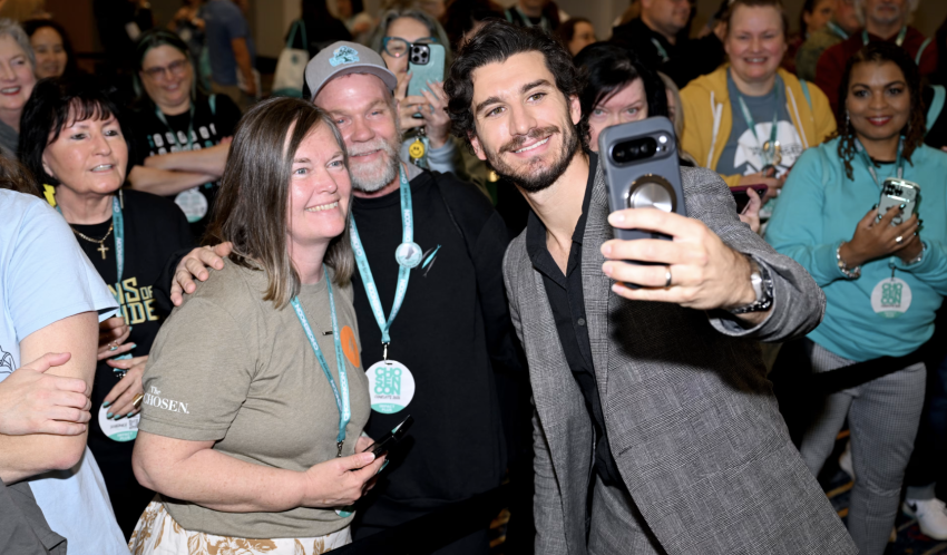 George Xanthis poses with fans at ChosenCon 2026