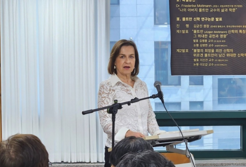 Friederike Moltmann, daughter of the late Jürgen Moltmann, delivers a special lecture.