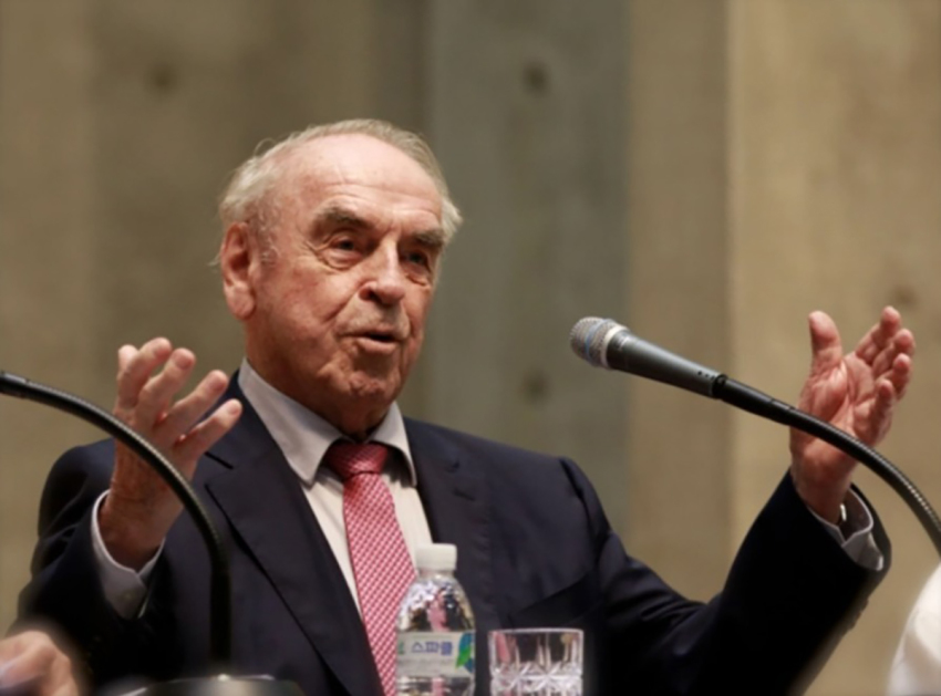 The late Jürgen Moltmann