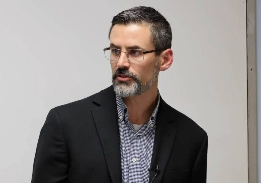Zachary Garris is the pastor of Bryce Avenue Presbyterian Church in White Rock, New Mexico.