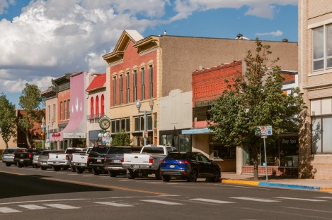 Travel: Come for football, stay for Laramie