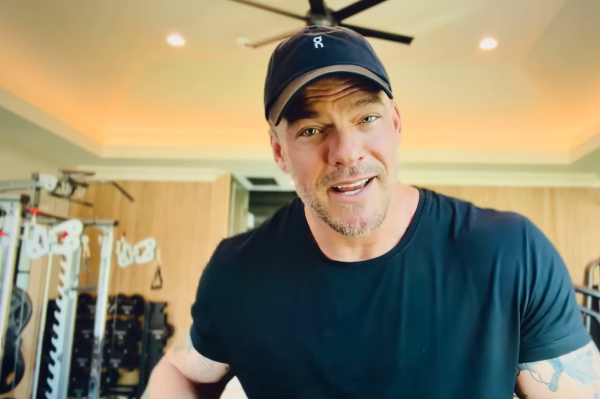 InstaChurch founder, actor Alan Ritchson announces divorce after 20 years of marriage