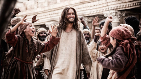 Diogo Morgado portrays Jesus Christ in Mark Burnett and Roma Downey's
