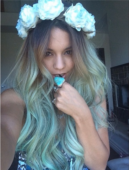 Vanessa Hudgens Blue Hair Debuted Actress Joins Colorful Hair