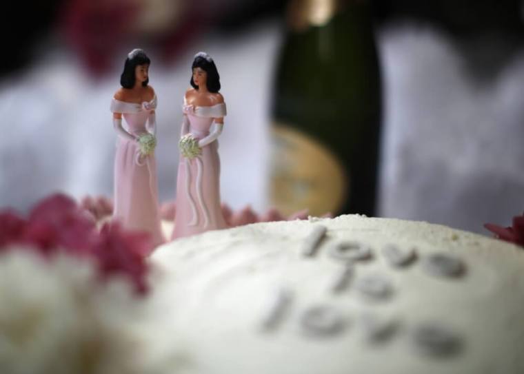A wedding cake is seen at a reception for same-sex couples at The Abbey in West Hollywood, California, July 1, 2013. | Reuters/Lucy Nicholson