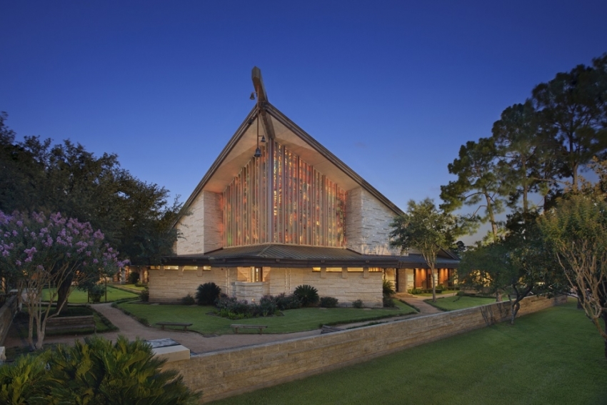 Memorial Drive Presbyterian Church of Houston, Texas. In July of 2016, the congregation voted to leave Presbyterian Church (USA) and join the Evangelical Covenant Order of Presbyterians.<span style="line-height: 1.4em; color: #000000;">.</span>