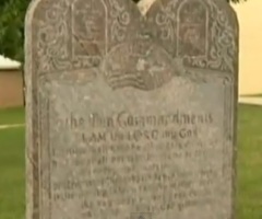 Pastor Installs Ten Commandments Monuments All Over Town in Response to Atheist Lawsuit